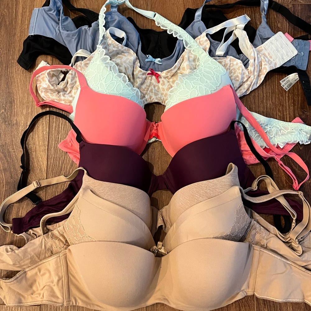 34D Bra Bundle!